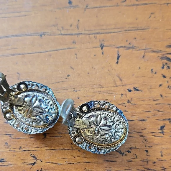 Vintage WEST Germany Coutting Couple Clip Ons - Picture 3 of 8